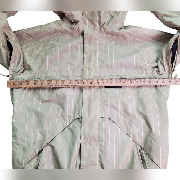 Men's Burton Dryride Snowboard Jacket. Tan w/ white pinstripes. SMALL - Picture 11 of 15